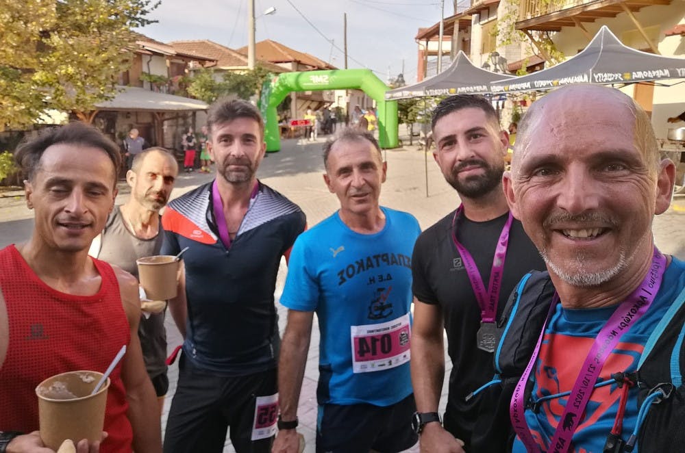 2ο Άρκτος Trail: Συνδύασαν τρέξιμο και διασκέδαση στο γραφικό χωριό Αρκοχώρι runbeat.gr